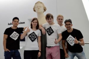 Read more about the article Studenten-Pilotprojekt gründet Modelabel “GRGS” – Crowdfunding für den PopUp-Store